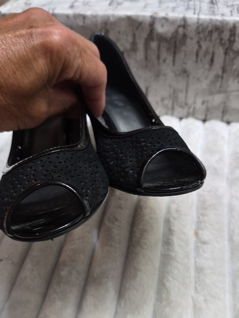 Stuart Weitzman Nudotcomer Black Peep Toe Pumps Wedge Women's Sz 9.5 M $595 - Picture 9 of 9